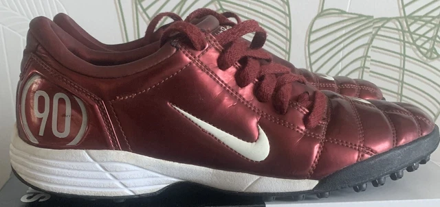NIKE TOTAL 90 III Astro Turf Chaussures de Football UK 9 EUR 44