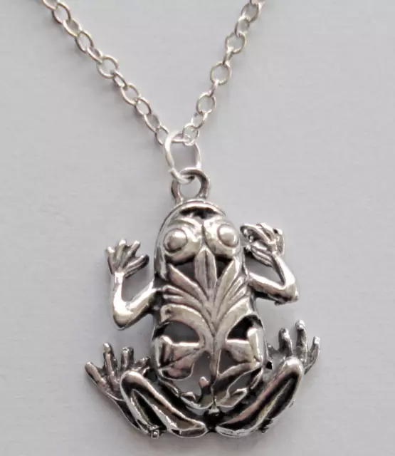 Chain Necklace #230 Pewter Filigree Frog (20mm x 18mm) silver tone pendant
