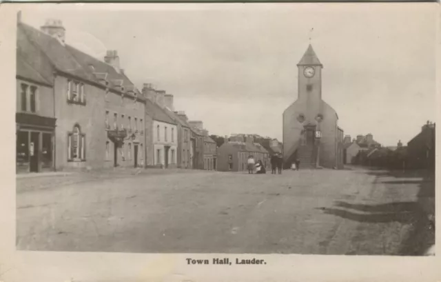 HIGH STREET & TOWN HALL, LAUDER - Berwickshire Postcard