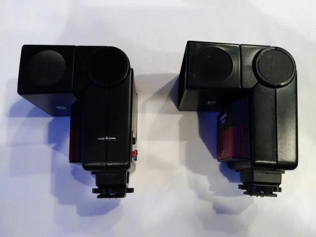 2 Achiever  260AF Shoe Mount Flash for  Nikon Cameras 2