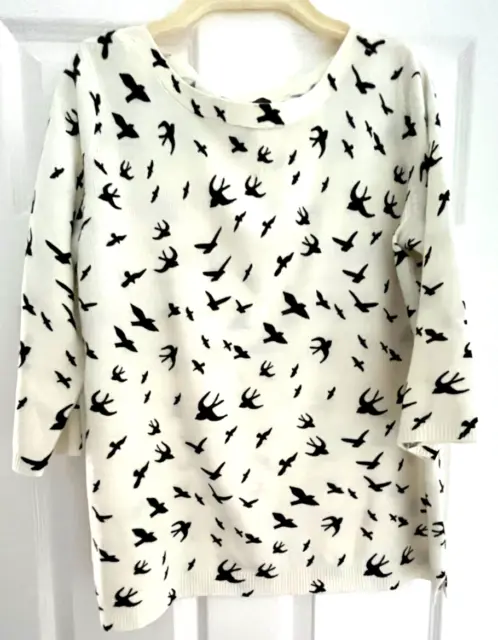Ladies Papaya jumper size 16 white/cream with bird pattern