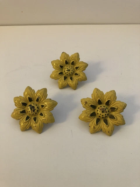 3 Vintage CURTAIN YELLOW FLOWER FLORAL METAL PUSH PINS TACKS TIE