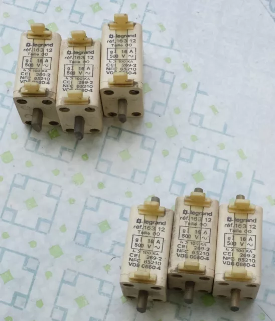 6x Legrand 0 163 12 Cartouche à couteau 16A type gl taille 00 500V. Lot de 6