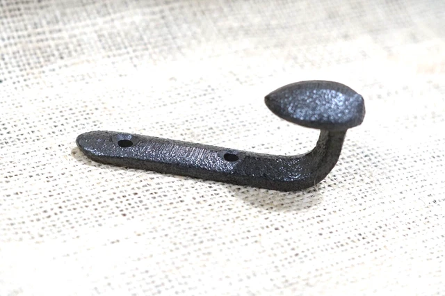 4 Rustic Coat Hooks Cast Iron Wall Mount Hat Hook Towel Railroad Spikes Bath 2