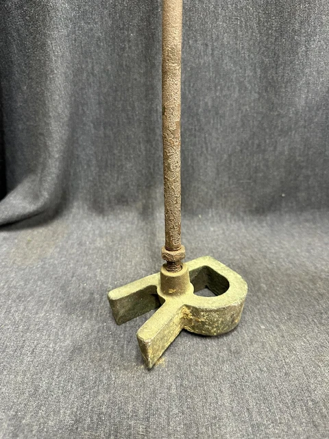 Antique Vintage Large Cattle Branding Iron Rancher Brand Initial R
