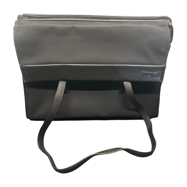 Tumi Alpha Briefcase Bag With Over The Shoulder Handles In Black 43010D3