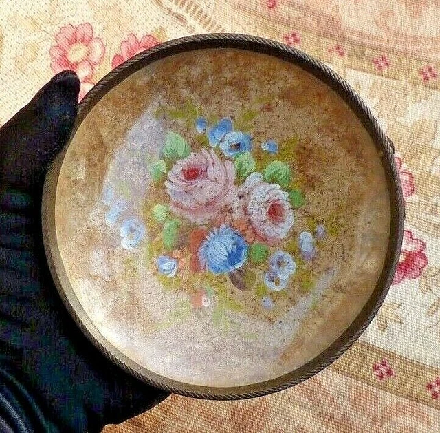 8 ⚜️ Ancienne Cafetière en Tôle Émaillée à Décor Floral en Relief Vintage
