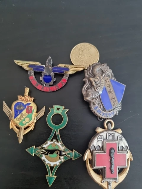 LOT DE 5 Insignes militaires- Drago Delsart EUR 10,00 - FR