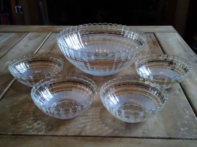 French dessert Glass bowls - retro style - possibly 1950s, 1960s xxx