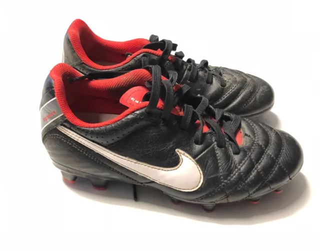 Chaussures De Foot Nike Tiempo Taille 33 Crampons Football