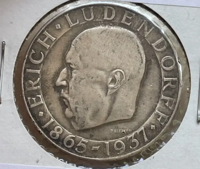 1937 Germany Ludendorf Commemorative Medal  bg