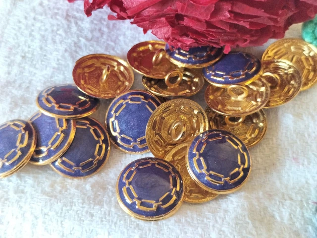 Bouton Ancien Métal Repoussé Doré - Pour Blazer, Costume, Veste - Occasion