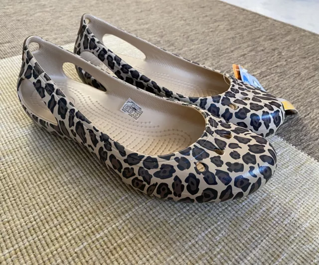 Crocs Ballet Flats Women's Size 7 W Rubber Cap Toe Casual Slip On Leopard Print