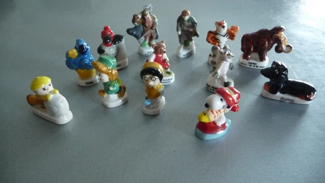Lot de 3 figurines TINTIN en porcelaine & biscuit PICS 2011 99,90 Lot de 3 figurines TINTIN en porcelaine & biscuit PICS 2011 99,90