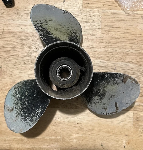 Mercury outboard  40 50 60 70 HP propeller  48 38086A1-15p  aluminum prop