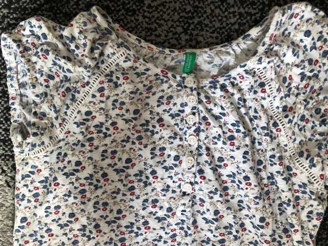 United Colours of Benetton Girls Top Age 10-11 Years - Excellent Cond