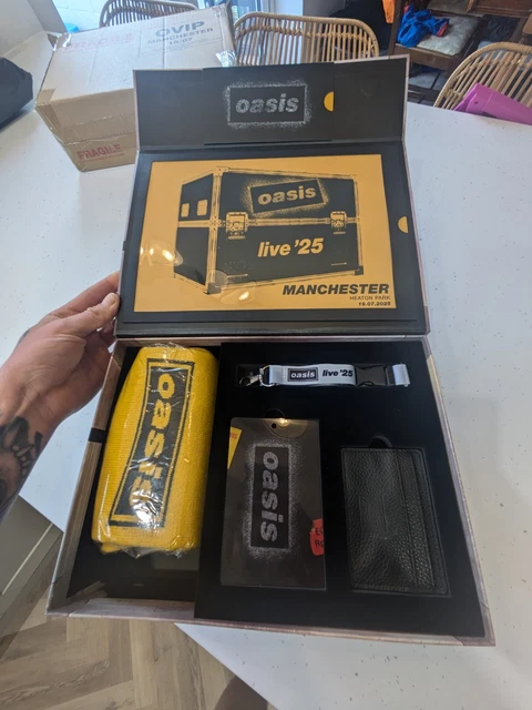 Oasis live '25 VIP限定ボックスセットLondon Wembly oasis live '25