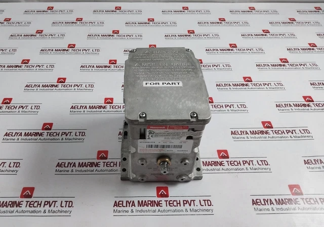 Honeywell M7284A1004 Modutrol IV Motor Actuator – 120V AC – Replaces M7284A
