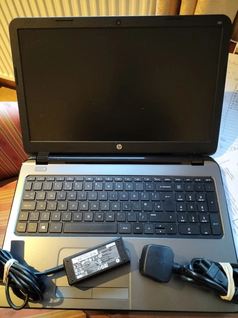 HP 255 LAPTOP - AMD a4-5000 @ 1.5GHZ - (R10-446w) £29.99 - PicClick UK