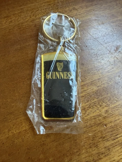 VINTAGE GUINNESS METAL Pint Keyring Gold Tone Fob Irish Stout Beer NEW ...