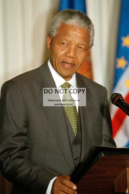 Nelson Mandela  - *8X12* Photo (Bt519)