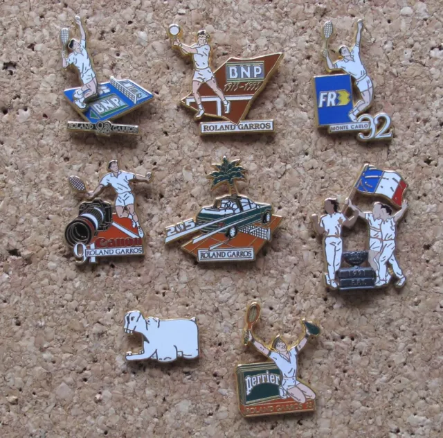 Lot 10 pin's sport Tennis Roland Garros Arthus Bertrand