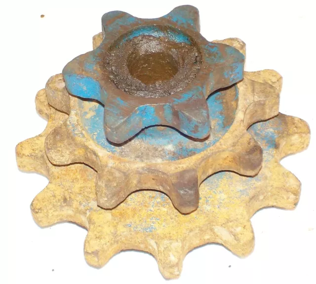 Ford 309 Planter Sprocket Cluster, 6T, 9T & 12T                        Lot (852)