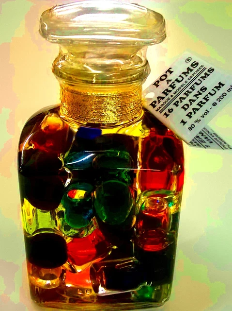 Pot à Parfums ® Aux Fruits – 16 Parfums Dans 1 Flacon De 200ml – Eau De Parfum Française – Neuf