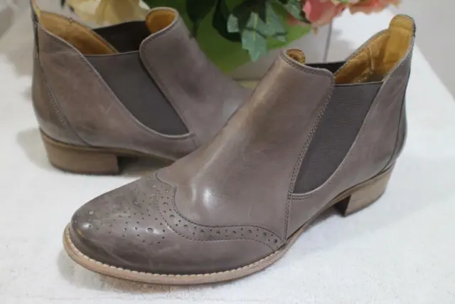Paul Green Ava Patent Chelsea Booties 6M (BOT1500