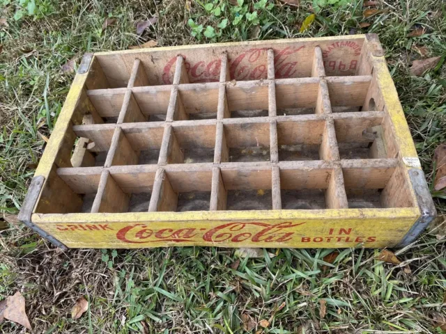 Vintage Rustic Coca Cola Wood Bottle Crate (1513)