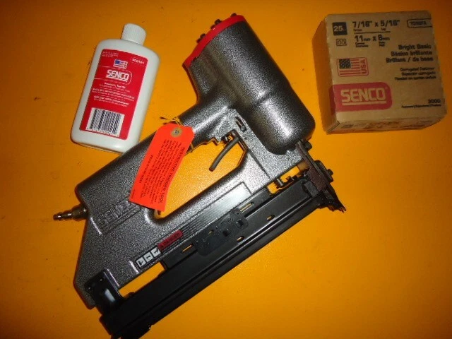 New Senco SC1 Senclamp Nailer 5/16 box or 7/16 box Free, Tool Oil, Air Fitting