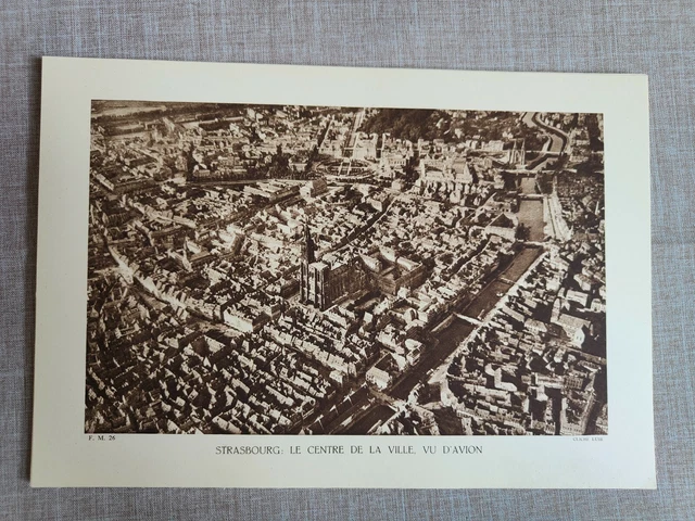 Illustration Gravure: STRASBOURG CENTRE de la VILLE VU D'AVION  à zoomer 👌