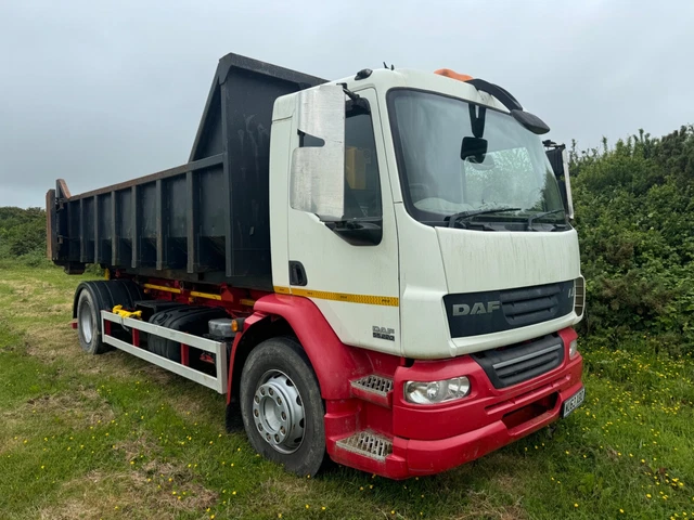 DAD LF 55.220 Hook loader 18Ton HGV with Skip £9,000.00 - PicClick UK
