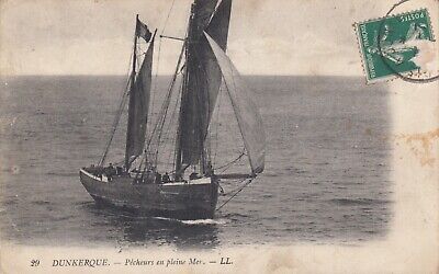 Postcard old north dunkirk 29 ll fishermen at sea stamped 1910