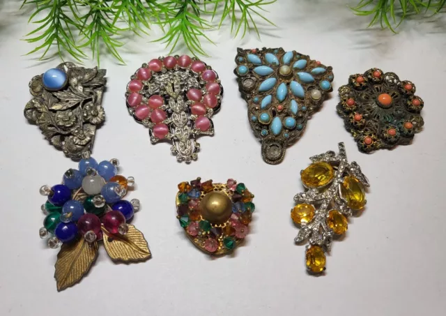 VINTAGE/ANTIQUE 7 pcs Art Deco DRESS FUR CLIP Lot for TLC (missing stones)