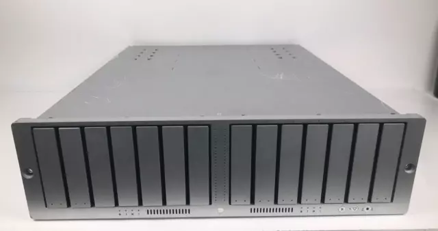 Apple XSERVE RAID A1009 Network Enclosure Storage x5 400GB, x4 500GB (4TB) Apple XSERVE RAID A1009 Network Enclosure Storage x5 400GB, x4 500GB (4TB)