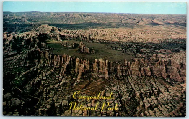 Postcard - Chesler Park - In the heart of Canyonlands National Park, Utah