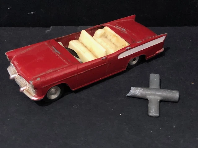 SOLIDO SERIE JUNIOR CAISSE DE SIMCA CHAMBORD ROUGE ET BLANCHE LIRE