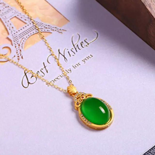 Natural jade cristal bijoux pendentif avec chaîne Collier Plaqué Or