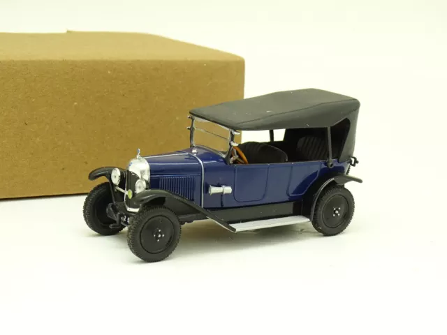 Universal Hobbies SB 1/43 - Citroen B2 Torpedo 1925 Bleue