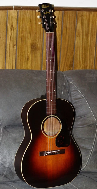Kalamazoo Girls 1943 Gibson LG2 Banner! Best Player Around! All Original*w/Case! Kalamazoo Girls 1943 Gibson LG2 Banner! Best Player Around! All Original*w/Case!