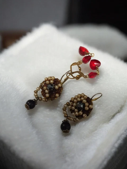 Paire De Boucles D'oreilles Vintage Fantaisie - Bijou Ancien Original - Occasion (France)