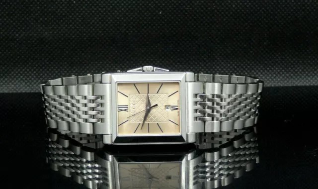 Gucci+105+Swiss+Watch+Stainless+Steel+Circle+Case+Bangle+Bracelet+YA105544  for sale online