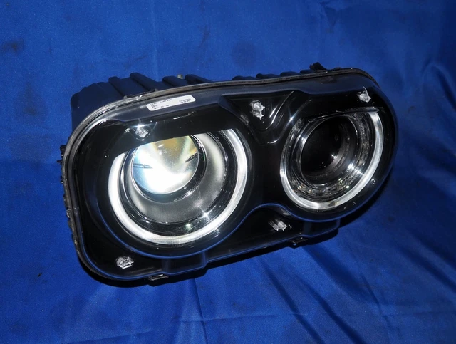 2015 2023 Dodge Challenger Halogen Passenger Right Side Headlight Oem 