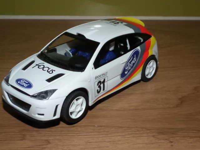 Scalextric C2427 Ford Focus Wrc Nr. 31 Weiss Sehr Guter Zustand Gut Analog 1:32