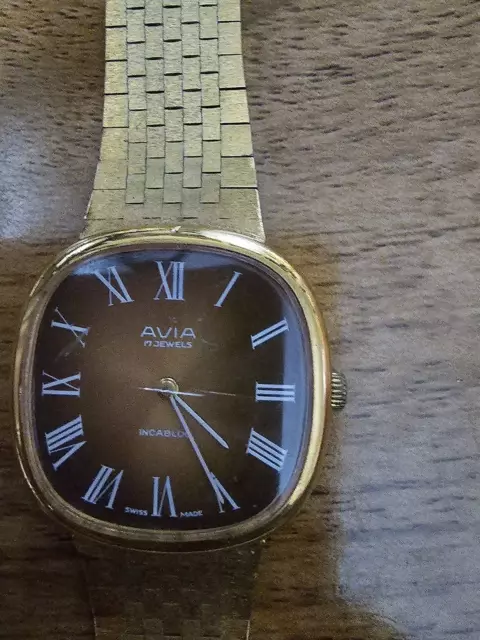 RARE VINTAGE SWISS Made Avia 17 Jewels Incabloc Mechanical Gents Watch Working 39.99 PicClick UK