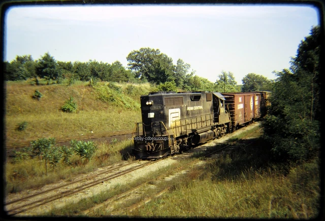 Original Railroad Slide OSLD Penn Central PC 7824 GP38 Niles Jct MI 9/20/72