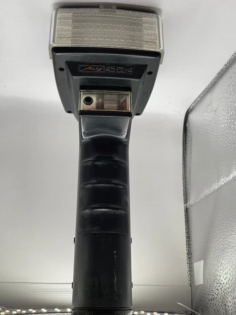 Metz 45 CL-4 system SCA 300 handle mount flash works fine 