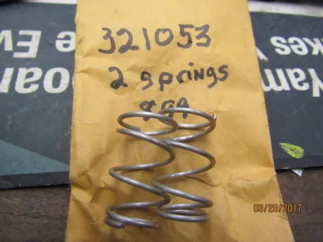 2 New  Omc Oem  Johnson Evinrude Springs 321053