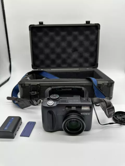 Sony Cybershot DSC-S85 4.1MP Compact Digital Camera Battery And Memory Card